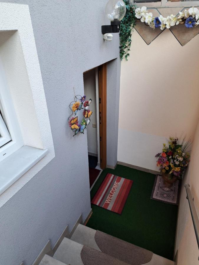 Ferienwohnung Haus Trojer Matrei in Osttirol Exterior foto